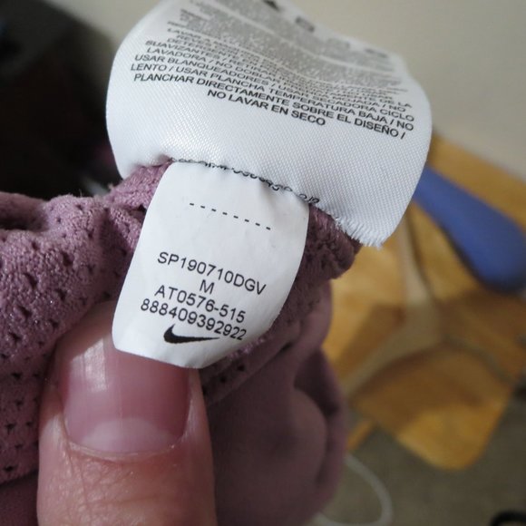 Nike Infinite Tank Top purple mesh racerback - Picture 6 of 7